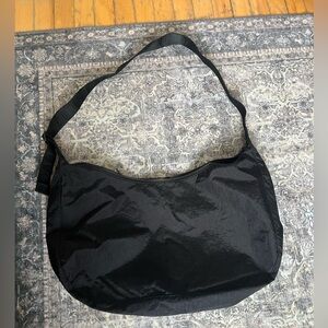 BAGGU LARGE CRESCENT BAG